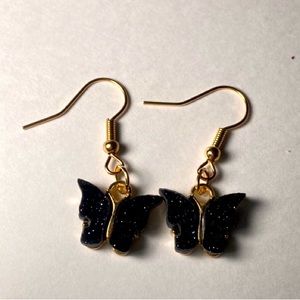 Cute sparkly black butterfly earrings!